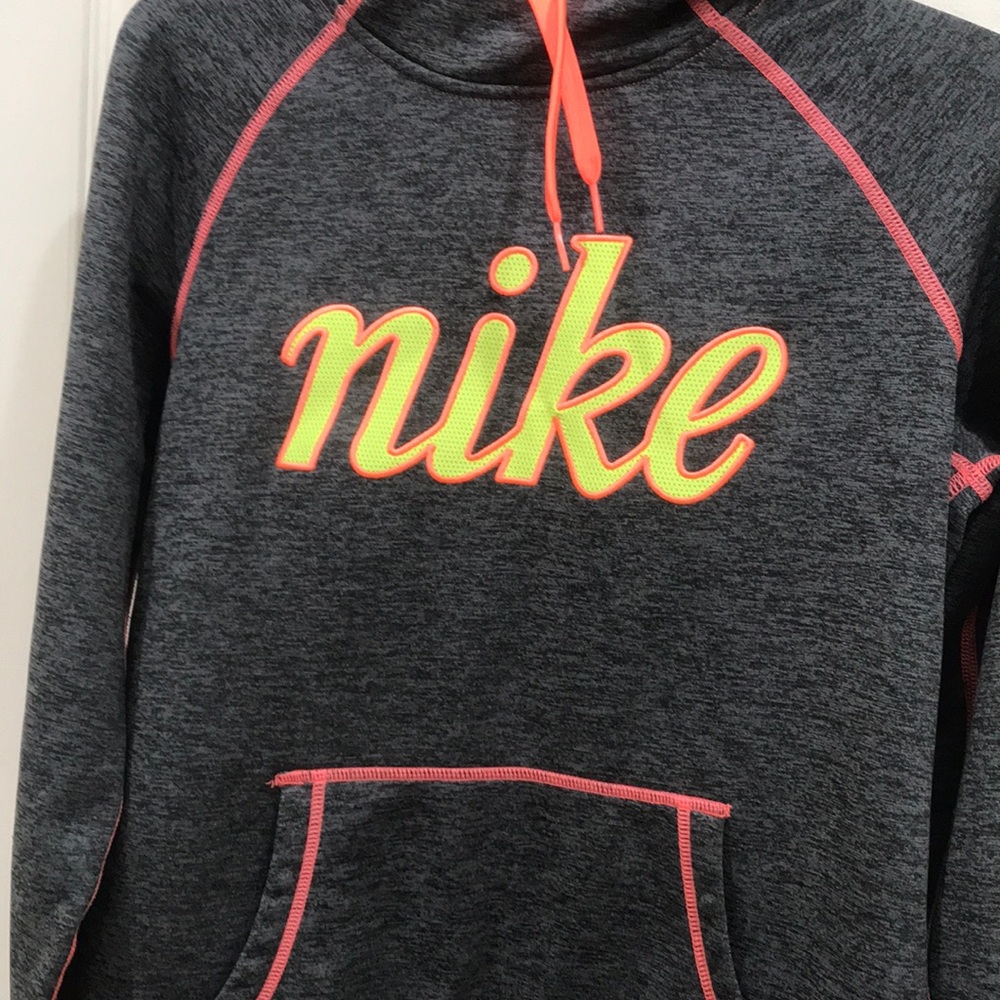 Euc nike sweatshirt
